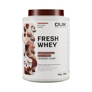 **Produto:** FRESHWHEY™ Chocolate e Avelã - Pote 900g ### Descrição do Produto: O FRESHWHEY™ é uma proteína de soro de leite de alta qualidade, combinando três tipos de proteína: concentrada, isolada e hidrolisada. Com uma fórmula clean label, o produto é enriquecido com ingredientes naturais, proporcionando um sabor autêntico e nutritivo. ### Características Técnicas: - **Proteína por Porção:** 20g - **Tamanho da Porção:** 31g (cerca de 1 dosador) - **Porções por Embalagem:** Aproximadamente 31 - **Valor Energético:** 126 kcal por porção - **Carboidratos:** 4,4g - **Açúcares Totais:** 3,5g - **Açúcares Adicionados:** 0g - **Gorduras Totais:** 3,2g - **Gorduras Saturadas:** 0,9g - **Fibras Alimentares:** 1g - **Sódio:** 91mg ### Ingredientes: - Proteína de soro do leite concentrada - Proteína de soro do leite isolada - Pasta de avelã liofilizada - Cacau solúvel - Proteína de soro do leite hidrolisada - Edulcorantes (glicosídeos de esteviol de Stevia e taumatina) - Aromatizante natural ### Atributos e Benefícios: - **Aminograma Completo:** Contém todos os aminoácidos essenciais. - **Frutas e Nuts de Verdade:** Uso de ingredientes naturais que garantem sabor e nutrientes. - **Ingredientes Liofilizados:** Preservação de nutrientes e sabor. - **Adoçantes e Aromas Naturais:** Sem adição de açúcares artificiais. - **Ideal para:** Suplementação de proteína em qualquer momento do dia, tanto em preparações doces quanto salgadas. ### Sugestões de Uso: - Pode ser consumido como um lanche saudável. - Mistura versátil para shakes, smoothies, receitas de bolos, panquecas, ou como ingrediente em iogurtes. ### Informações Adicionais: - **Alérgicos:** Contém derivados de soja, leite e avelãs. Pode conter traços de trigo, aveia, amendoim, amêndoa, castanha-de-caju, castanha-do-pará e pistaches. - **Contém Lactose e Glúten.** ### Categoria do Produto: - Suplemento alimentar - Proteínas em pó - Suplementos para fitness e nutrição esportiva ### Considerações Finais: O FRESHWHEY™ Chocolate e Avelã é uma opção de proteína de alta qualidade, ideal para quem busca um produto saudável, saboroso e com ingredientes naturais, contribuindo para o bem-estar geral e a saúde.