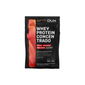 **Produto: Whey Protein Concentrado Baunilha - Sachê** **Descrição do Produto:** - **Tipo:** Whey Protein Concentrado - **Sabor:** Baunilha - **Apresentação:** Sachê de 30g - **Marca:** Dux Human Health **Características Técnicas:** - **Proteína:** 100% pura, extraída do soro do leite, sem blends ou adição de outras proteínas. - **Conteúdo por Porção (30g):** - **Valor Energético:** 122 kcal - **Proteínas:** 20g (40% VD) - **Carboidratos:** 5,7g (2% VD) - **Açúcares Totais:** 5g - **Açúcares Adicionados:** 0g - **Gorduras Totais:** 2,1g (3% VD) - **Gorduras Saturadas:** 1,3g (7% VD) - **Sódio:** 114mg (6% VD) **Perfil de Aminoácidos (mg por porção):** - Histidina: 400 - Isoleucina: 1200 - Leucina: 2200 - Lisina: 1900 - Cisteína: 400 - Metionina: 400 - Tirosina: 400 - Fenilalanina: 700 - Treonina: 1500 - Triptofano: 300 - Valina: 1200 - Aspartato: 2200 - Serina: 1000 - Glutamina: 3500 - Glicina: 400 - Alanina: 1000 - Arginina: 400 - Prolina: 1200 **Benefícios:** - **Rápida Absorção:** Ideal para consumo antes e depois dos treinos. - **Saúde Muscular:** Suporte para construção e manutenção da massa muscular. - **Aminoácidos Essenciais:** Inclui todos os aminoácidos essenciais necessários para a recuperação e crescimento muscular. **Sugestões de Uso:** - Consumir diariamente, no café da manhã, antes ou depois dos treinos, ou como um lanche saudável. - Pode ser preparado com água, leite, frutas ou adicionado a receitas. **Ingredientes:** - Proteína de soro do leite concentrada, aromatizante, edulcorantes (sucralose e acesulfame de potássio), corantes (extrato de urucum e curcumina). **Informações Nutricionais Adicionais:** - **Alérgicos:** Contém derivados de soja e leite. Pode conter traços de trigo, centeio, cevada, aveia, ovos, amendoim, amêndoa, avelãs, castanha-de-caju e pistaches. Contém lactose e glúten. **Atributos do Produto:** - **Tipo de Produto:** Suplemento alimentar - **Objetivo:** Suporte ao ganho de massa muscular e recuperação - **Público-alvo:** Atletas e pessoas ativas - **Forma de Consumo:** Pó, diluído em líquidos ou misturado a alimentos **Categoria:** - Suplementos Nutricionais > Proteínas > Whey Protein > Concentrado > Sabor Baunilha